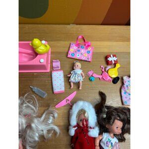 Vintage Y2K Barbie 90s lot accessories little sisters bathtub time Kelly